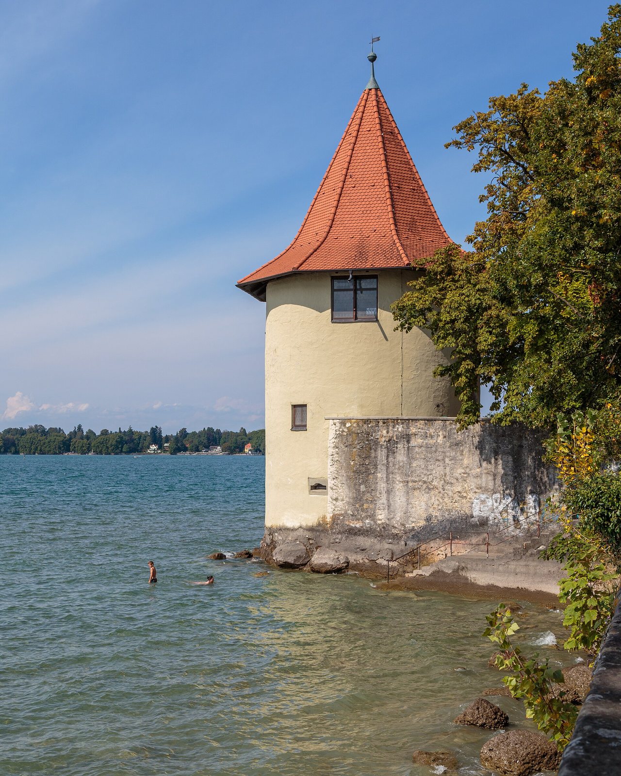 Der Pulverturm, der seeseitige Teil der Lindauer Stadtbefestigung
