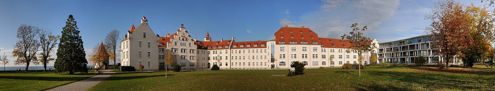 Panorama der ehemaligen Luitpoldkaserne auf der Insel Lindau